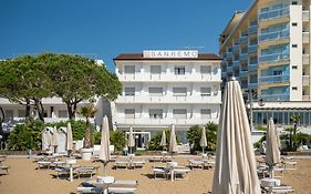 Hotel Sanremo